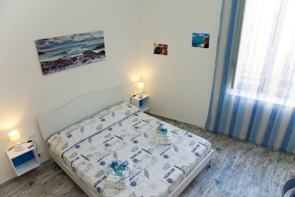 Le Cale Bed & Breakfast Trapani Oda fotoğraf